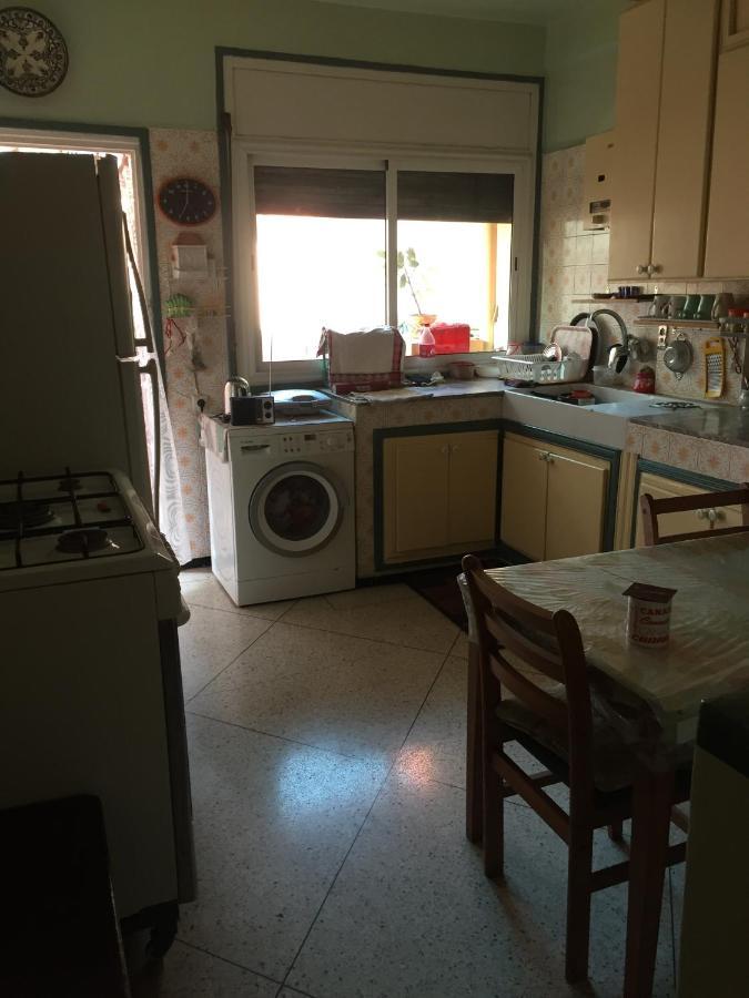 Room In Guest Room - Property Located In A Quiet Area Close To The Train Station And Town Casablanca Exterior foto